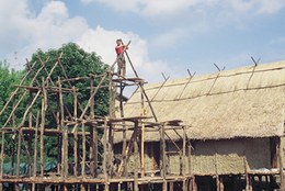 The double-pitched roof was built.